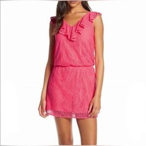 EUC Lilly Pulitzer- Aleesa Romper in Color Crab Claw Coral. Size S